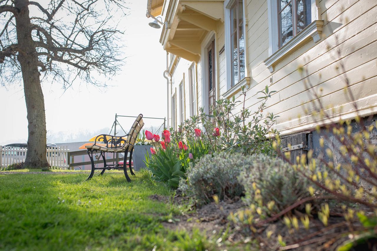 Pensionat Jarnavik Hotel Brakne-Hoby Exterior photo